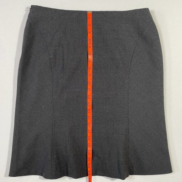 Classiques Wool Stretch Tulip Hem Skirt Size 12 Black Charcoal Pinstripe - Picture 9 of 13
